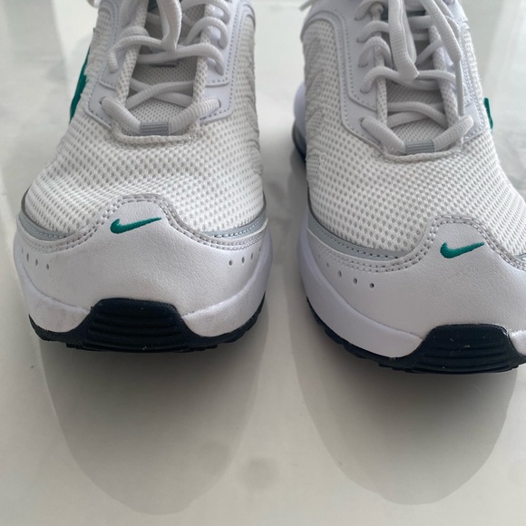 Nike White and Teal Athletic Shoes - Picture 2 of 5